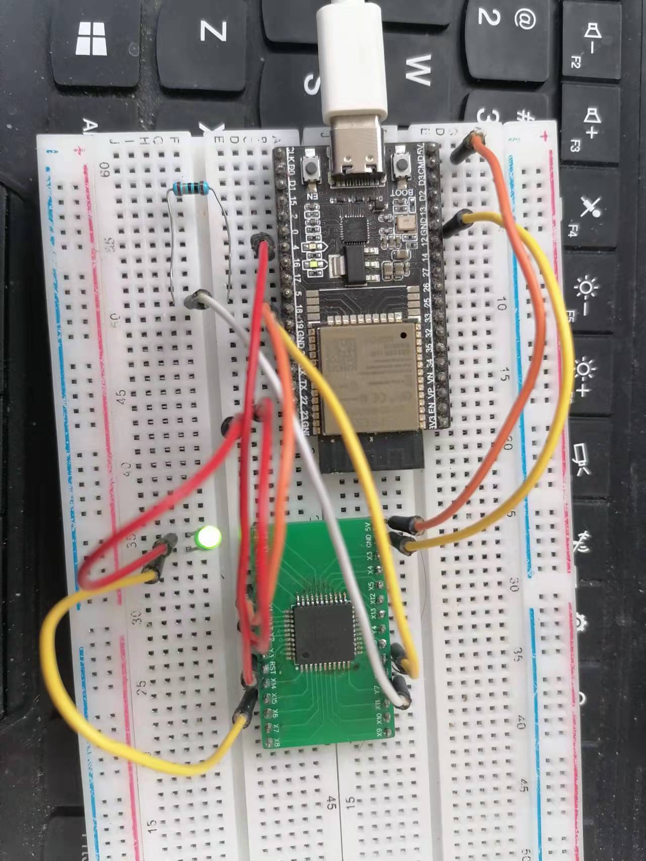 ESP32-CH446Q測(cè)試.jpg